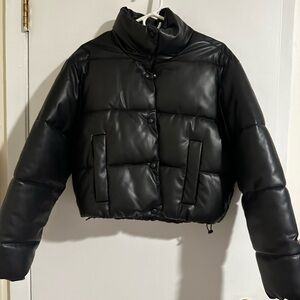 Zara Black Cropped Puffer Jacket